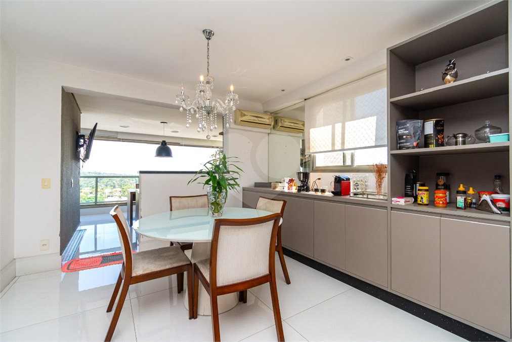 Apartamento à venda com 4 quartos, sendo 3 suítes,  em Campo Belo, São Paulo, SP