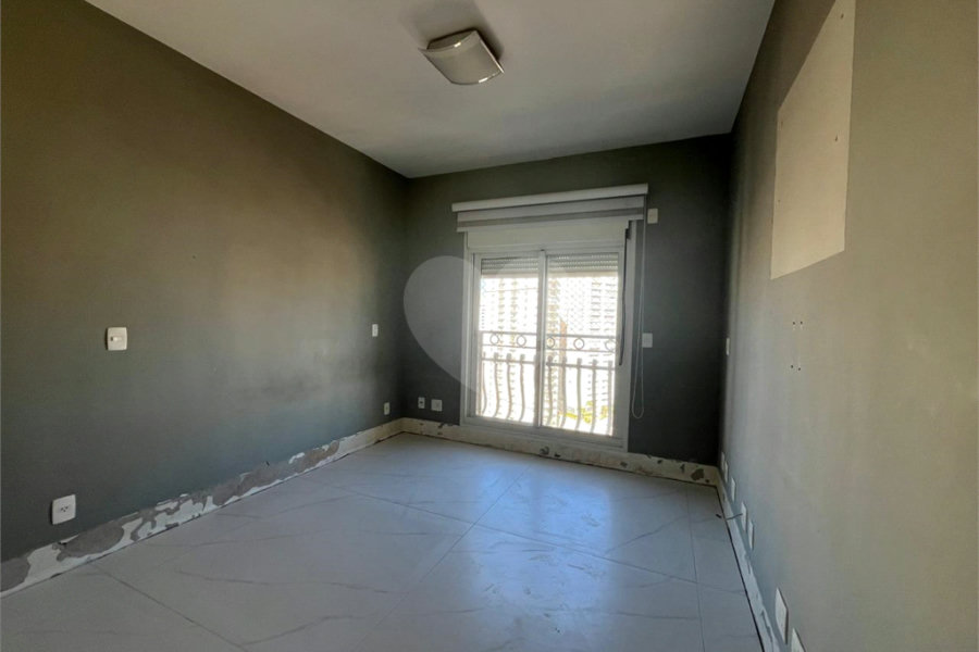 Apartamento à venda com 4 suítes em Santana, São Paulo, SP