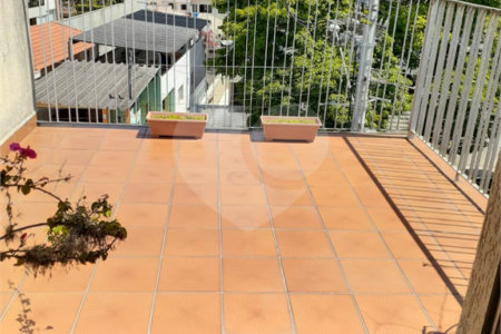 Sobrado à venda com 3 quartos, sendo 2 suítes, em Vila Anglo Brasileira, São Paulo, SP