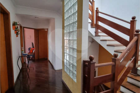 Sobrado à venda com 4 quartos, sendo 2 suítes, em Vila Mazzei, São Paulo, SP