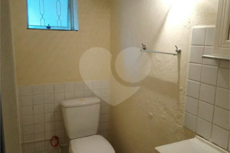 Sobrado à venda com 3 quartos em Santana, São Paulo, SP