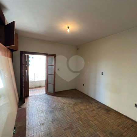 Casa à venda com 3 quartos, sendo 1 suíte, em Vila Vianelo, Jundiaí, SP