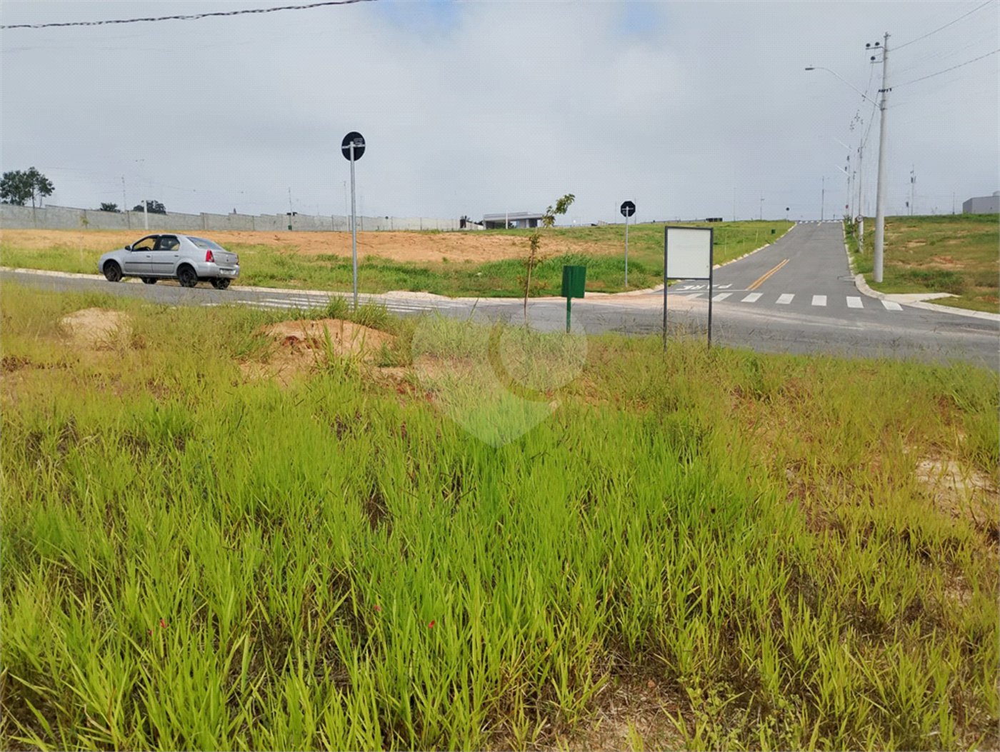 Terreno à venda no condomínio Residencial Jardim Belmonte, Indaiatuba - SP