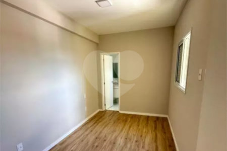Apartamento à venda com 2 suítes em Jardim Santa Cruz, Indaiatuba, SP