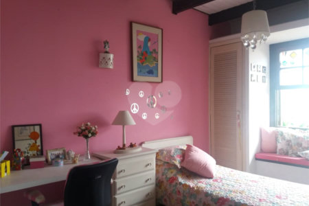 Casa à venda com 3 quartos, sendo 1 suíte, em Vila Cruzeiro, São Paulo, SP