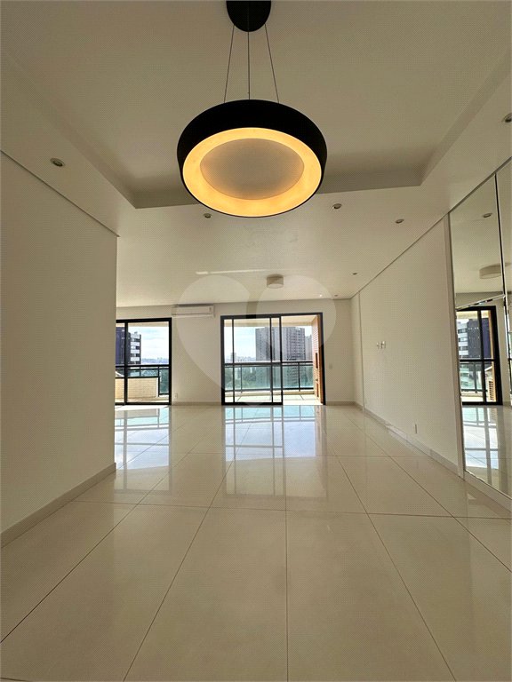 Apartamento à venda com 3 suítes em Vila Suzana, São Paulo, SP