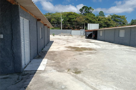 Casa à venda com 5 quartos, sendo 3 suítes, em Jardim Villaça, São Roque, SP