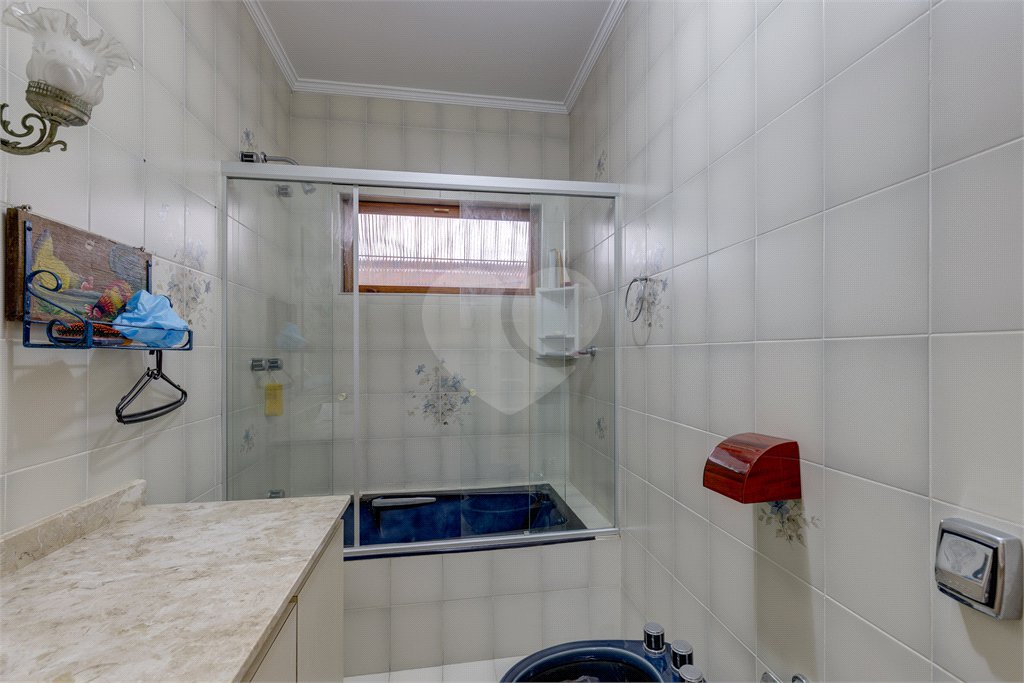 Casa Térrea à venda com 4 quartos, sendo 3 suítes, em Interlagos, São Paulo, SP