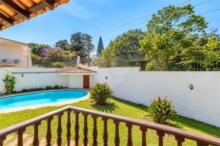 Casa Térrea à venda com 4 quartos, sendo 2 suítes, em Alto da Boa Vista, São Paulo, SP