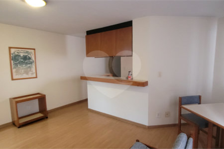 Apartamento à venda com 1 quarto em Campo Belo, São Paulo, SP