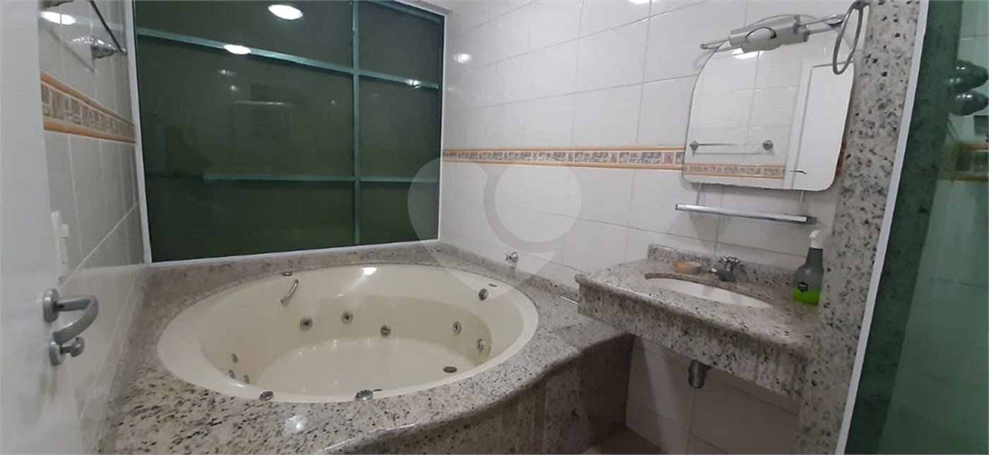 Sobrado à venda com 3 quartos, sendo 1 suíte, em Jaçanã, São Paulo, SP