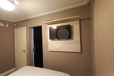 Apartamento à venda com 3 quartos, sendo 1 suíte, em Jardim Luísa, São Paulo, SP