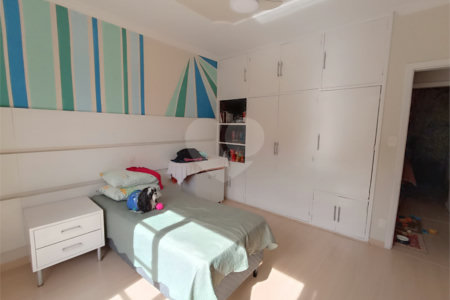 Casa à venda com 3 quartos, sendo 1 suíte, em Vila Rosa, Itapetininga, SP
