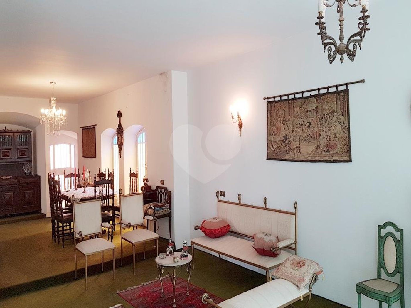 COMERCIAL AO LADO DE CONGONHAS - OPORTUNIDADE