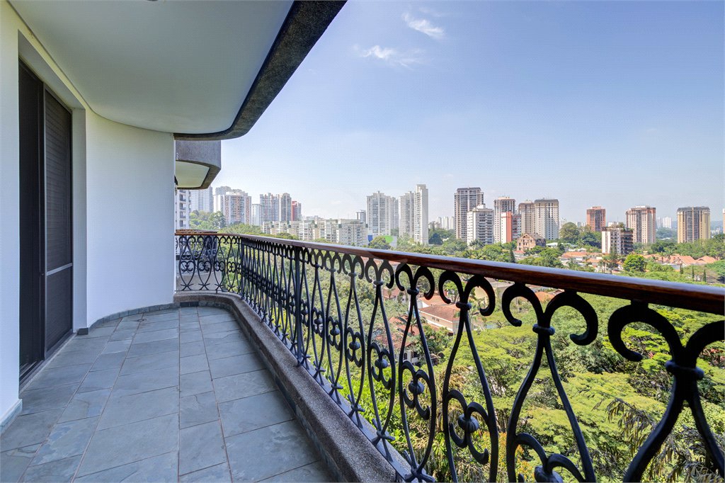Apartamento à venda com 4 suítes em Alto da Boa Vista, São Paulo, SP