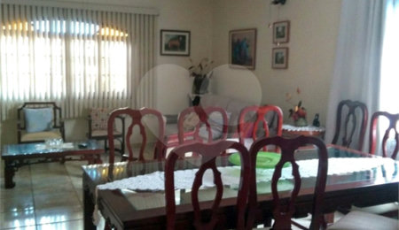 Casa à venda com 4 quartos, sendo 2 suítes,  em Jardim Paulista, Atibaia, SP