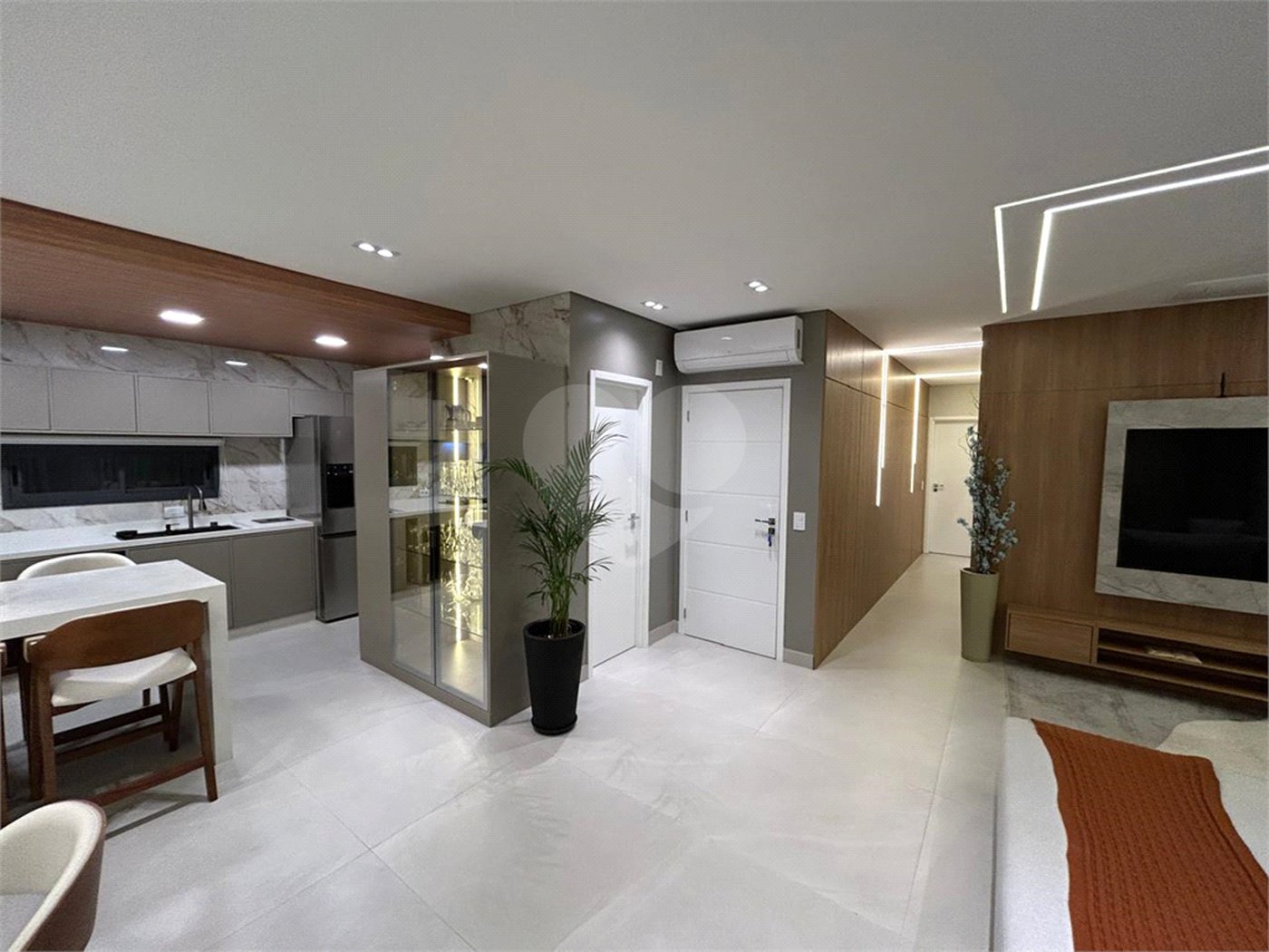 Apartamento à venda com 3 suítes em Jardim Faculdade, Sorocaba, SP