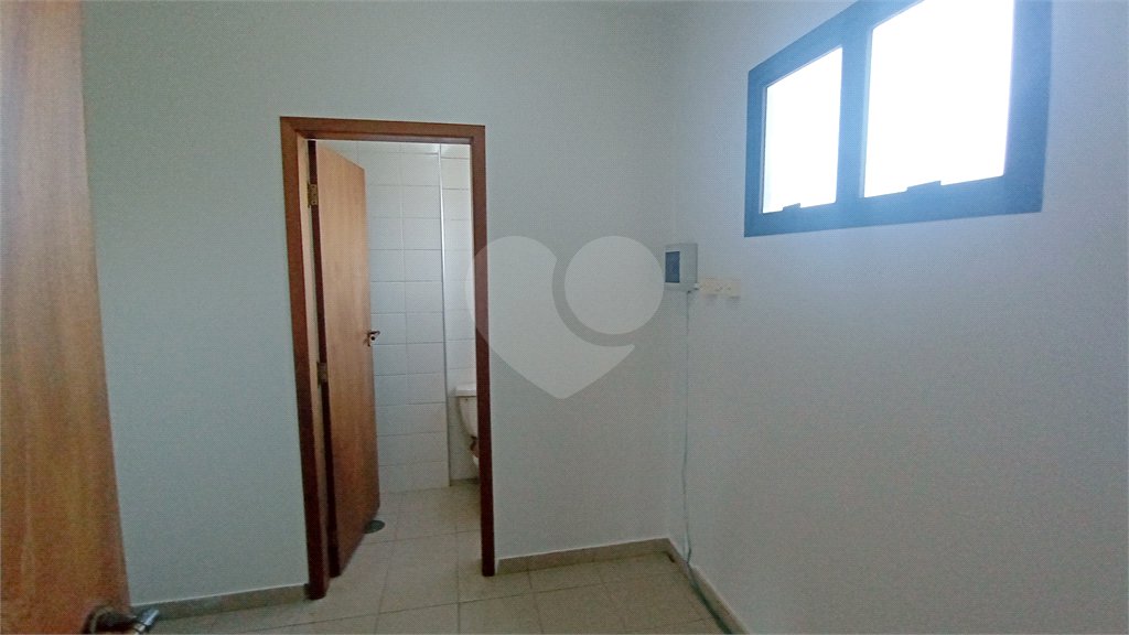 Apartamento à venda com 3 suítes no Centro, Vinhedo, SP