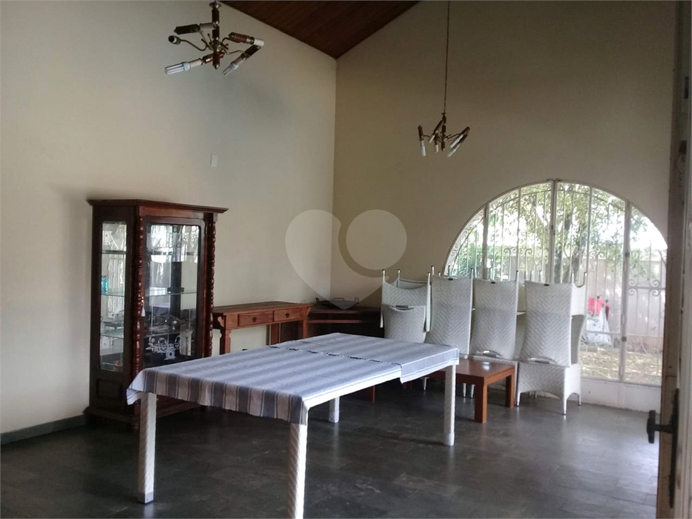 Casa à venda com 4 suítes em Jardim Residencial Santa Luiza, Atibaia, SP