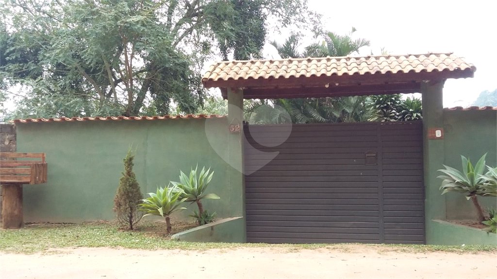 Casa à venda com 6 quartos, sendo 4 suítes, no condomínio Recanto dos Palmares, Atibaia - SP