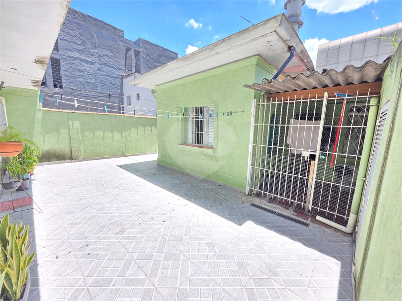 Casa à venda com 3 quartos, sendo 1 suíte,  em Ferreira, São Paulo, SP