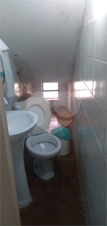 Casa com 272m² de área construída , 2 dormitórios , 1 vaga , à venda no Jabaquara.