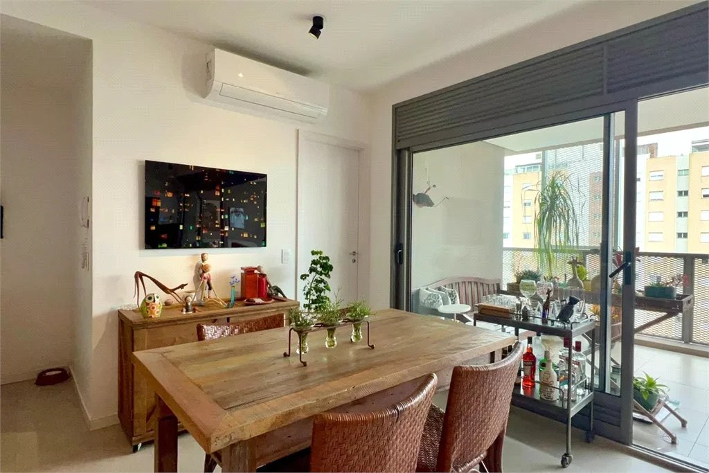 Apartamento à venda com 1 suíte em Pinheiros, São Paulo, SP