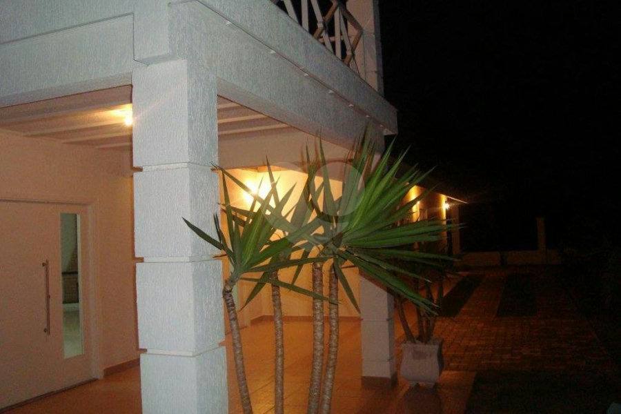 Casa à venda com 4 quartos, sendo 3 suítes, em Recreio Campo Verde, Ibiúna, SP