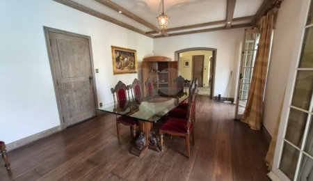 Casa à venda com 5 quartos, sendo 3 suítes,  em Alto da Boa Vista, São Paulo, SP