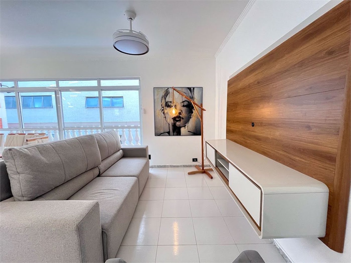 Apartamento Residencial à venda, Centro, Guarujá - AP0133.