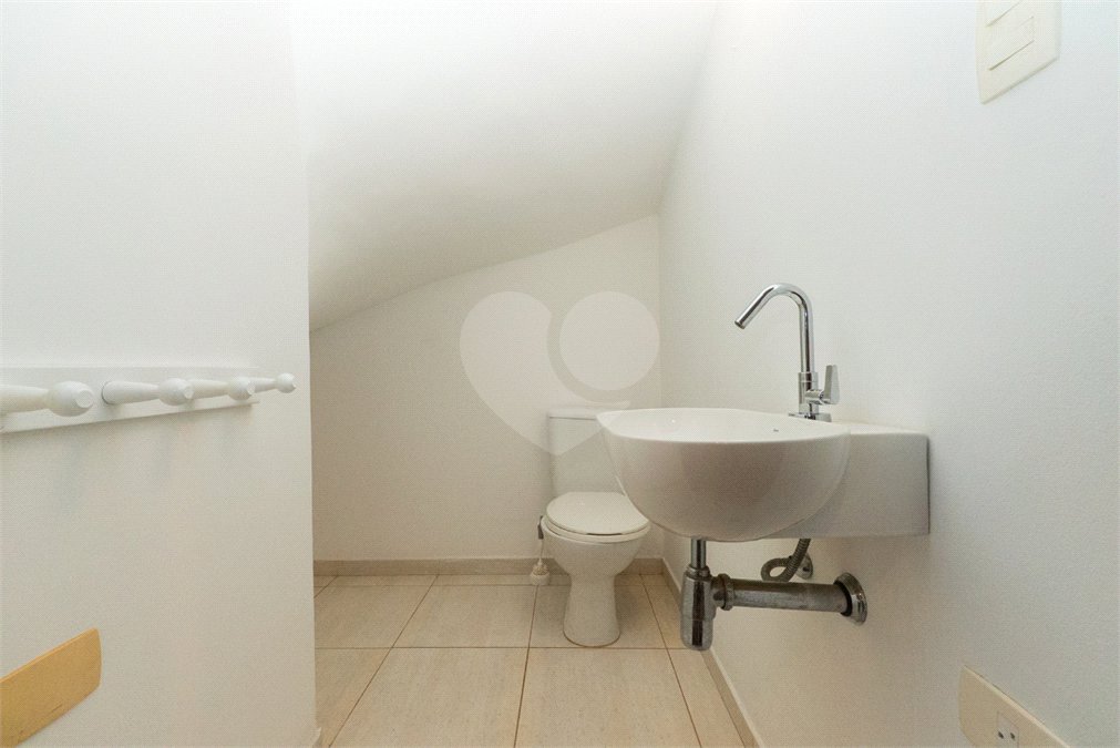 Casa de Vila à venda com 3 quartos, sendo 1 suíte, em Planalto Paulista, São Paulo, SP