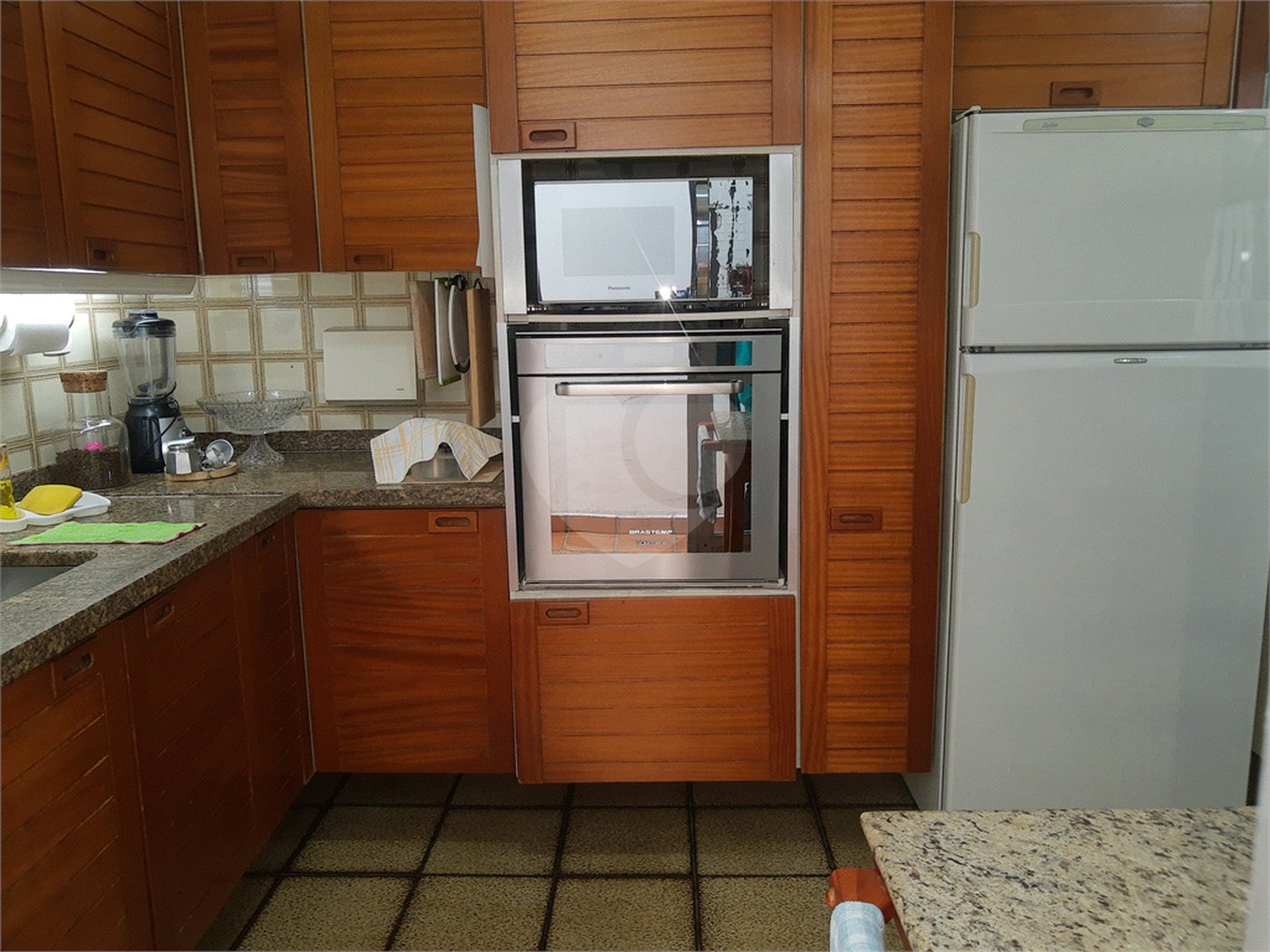 Casa de Vila à venda com 3 quartos, sendo 1 suíte,  em Indianópolis, São Paulo, SP