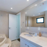 Apartamento à venda com 3 quartos, sendo 1 suíte, em Jardim Morumbi, São Paulo, SP