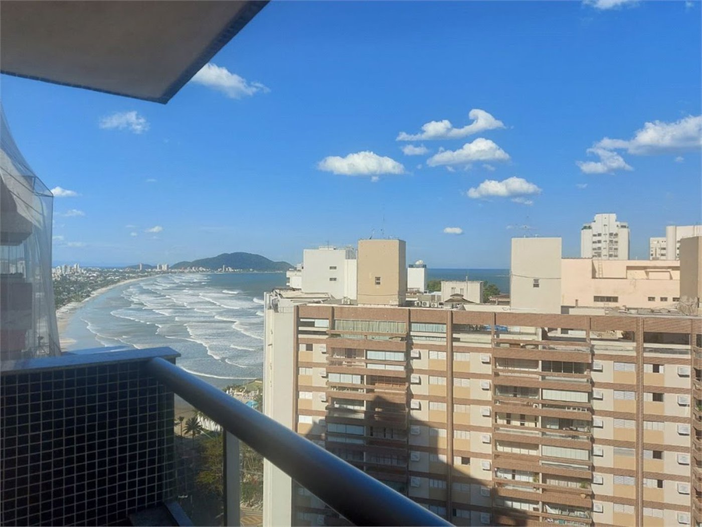 Apartamento Residencial à venda, Pitangueiras, Guarujá - AP1677.