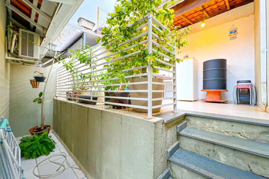 Casa à venda com 3 quartos, sendo 1 suíte,  no condomínio 658, São Paulo - SP