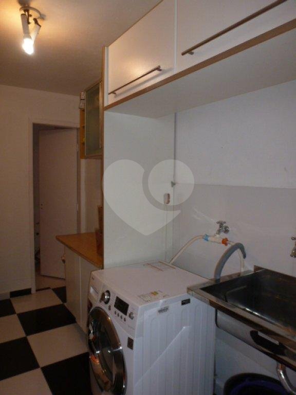Sobrado à venda com 3 quartos, sendo 1 suíte,  em Paraíso do Morumbi, São Paulo, SP