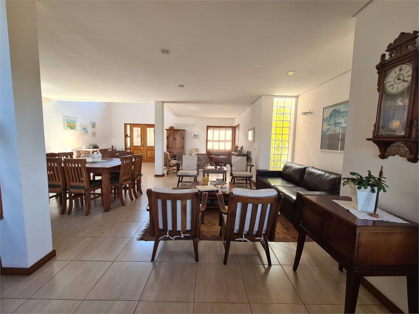 Casa à venda com 4 suítes no condomínio Santa Teresa, Itupeva - SP