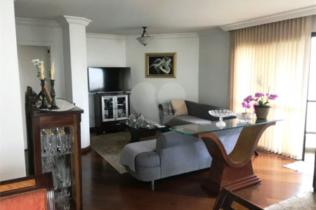 Apartamento à venda com 3 quartos, sendo 1 suíte, em Santana, São Paulo, SP