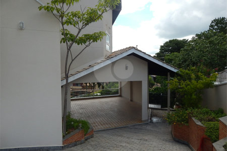 Casa à venda com 3 quartos, sendo 1 suíte, no condomínio Alpes de Vinhedo, Vinhedo - SP