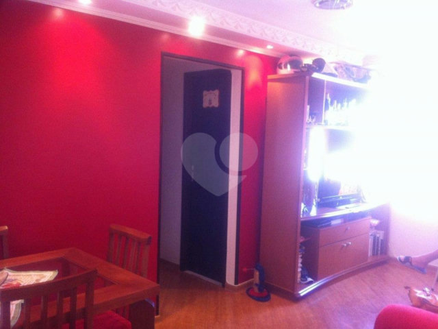 Apartamento à venda com 2 quartos em Jardim Peri, São Paulo, SP