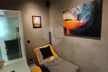 Apartamento à venda com 2 quartos, sendo 1 suíte, em Pitangueiras, Guarujá, SP