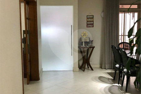Sobrado à venda com 4 suítes em Granja Julieta, São Paulo, SP
