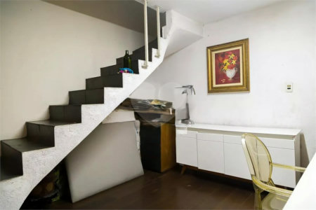 Casa à venda com 6 quartos, sendo 5 suítes,  em Vila do Encontro, São Paulo, SP