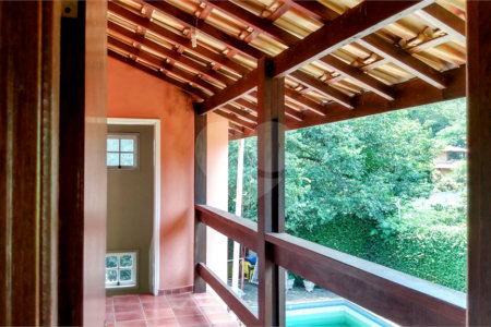 Casa à venda com 4 quartos, sendo 1 suíte, no condomínio Residencial Vale das Laranjeiras, Indaiatuba - SP