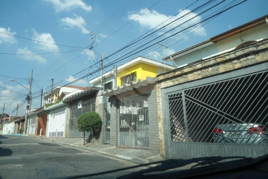 Sobrado à venda com 3 quartos em Parada Inglesa, São Paulo, SP