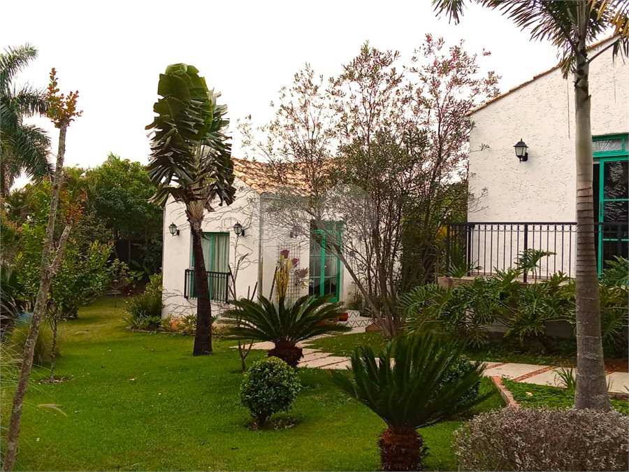 Casa à venda com 4 quartos, sendo 2 suítes,  no condomínio Vivenda do Lago, Sorocaba - SP