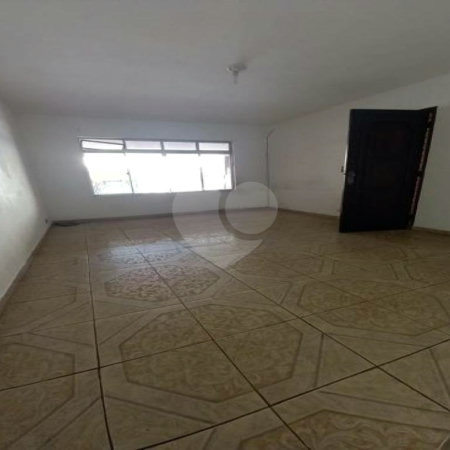 Casa à venda com 3 quartos em Jardim Gilda Maria, São Paulo, SP