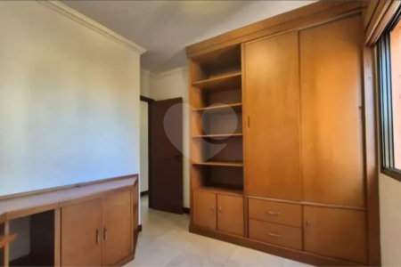 Apartamento à venda com 3 quartos, sendo 1 suíte, em Jardim das Vertentes, São Paulo, SP