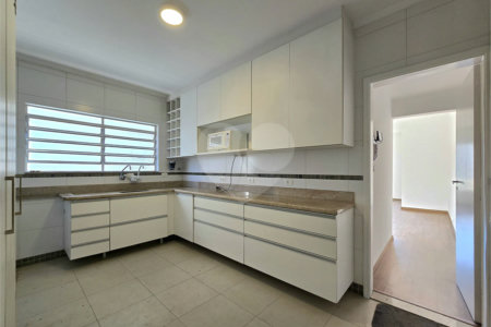 Apartamento para alugar com 3 quartos, sendo 1 suíte, em Perdizes, São Paulo, SP