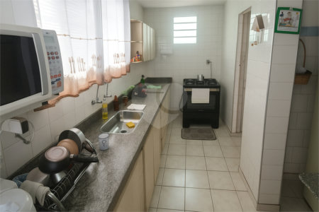 Casa à venda com 6 quartos em Vila Maria, Itapetininga, SP